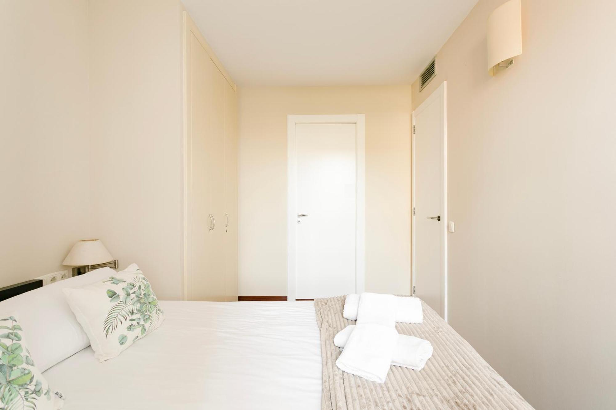 Ab Diagonal Sant Adria De Besos Apartment Luaran gambar