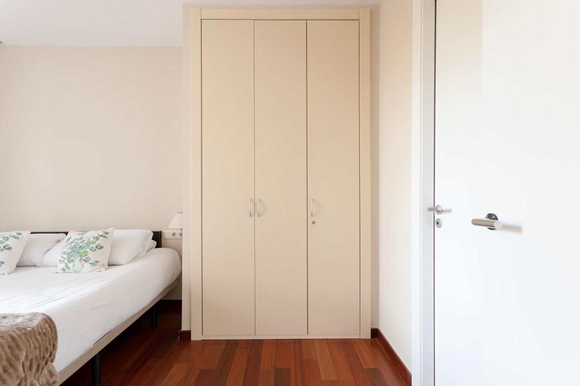 Ab Diagonal Sant Adria De Besos Apartment Luaran gambar