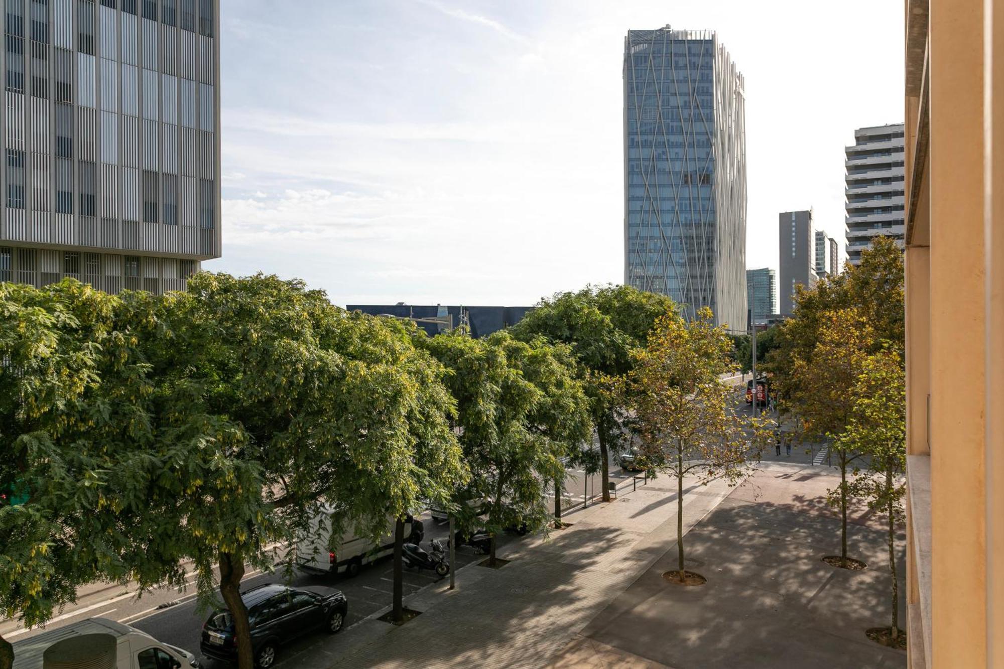 Ab Diagonal Sant Adria De Besos Apartment Luaran gambar