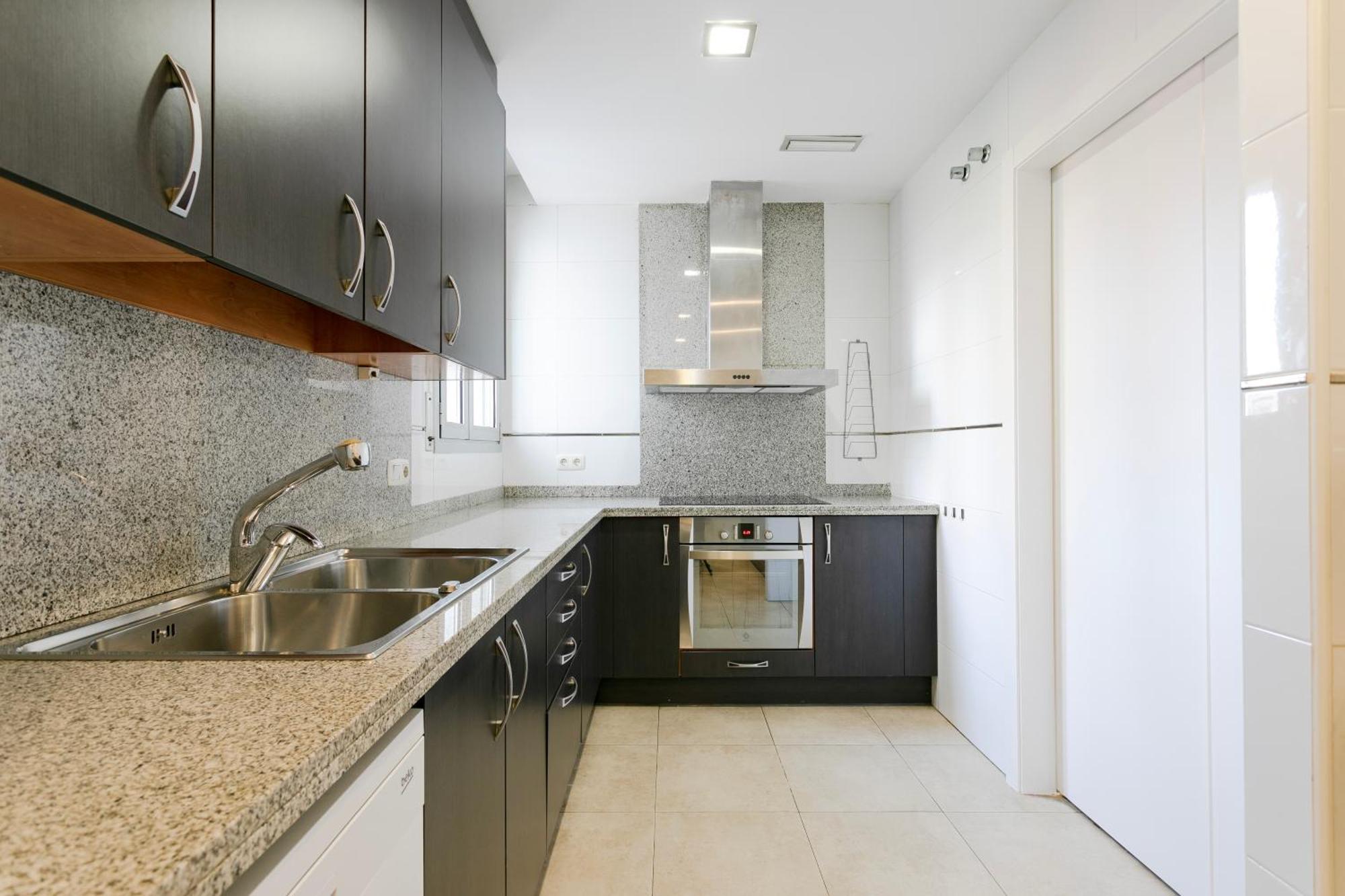 Ab Diagonal Sant Adria De Besos Apartment Luaran gambar